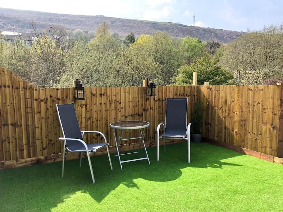 Rhondda Valleys With Breathtaking Riverside Views Llwynypia Экстерьер фото